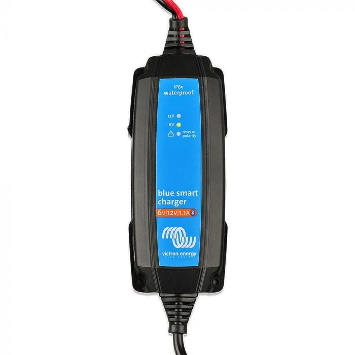 Victron Blue Smart IP65 Charger 6/12 V 1.1 A - 120 V NEMA 1-15P